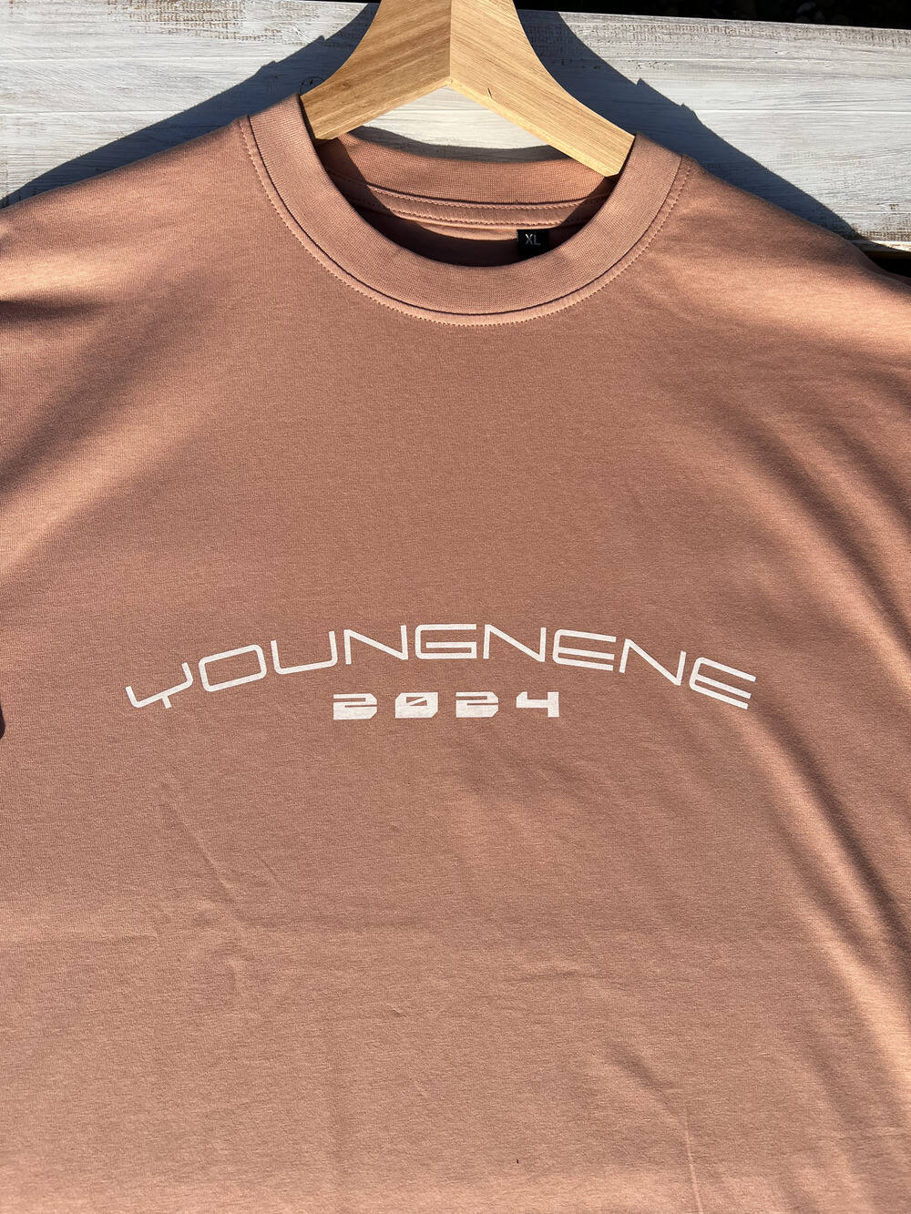 camiseta-youngnene-salmon-04 camiseta-youngnene-salmon-04